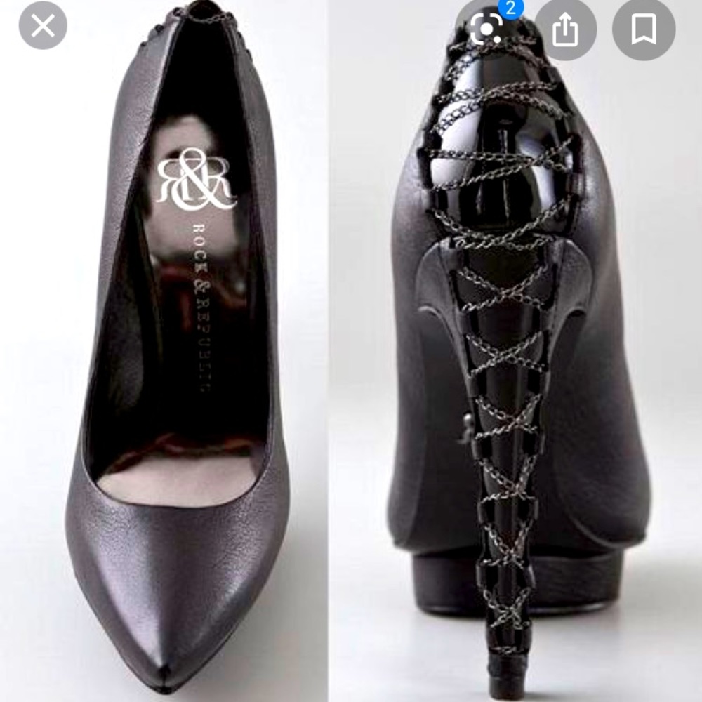 Rock & Republic Loretta Chain Platform Pumps Black